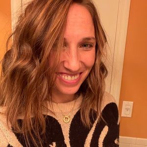 Meet your Posher, Andrea